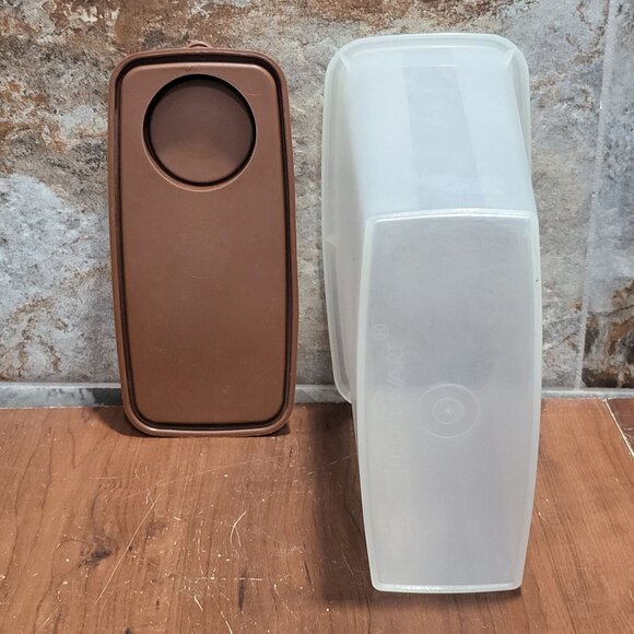 Vintage Tupperware Store-N-Pour 13 cup Storage Container Brown Flip Top Lid - Picture 8 of 12